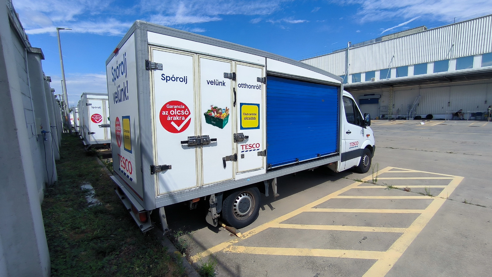 Hűtős kisteherautó 5