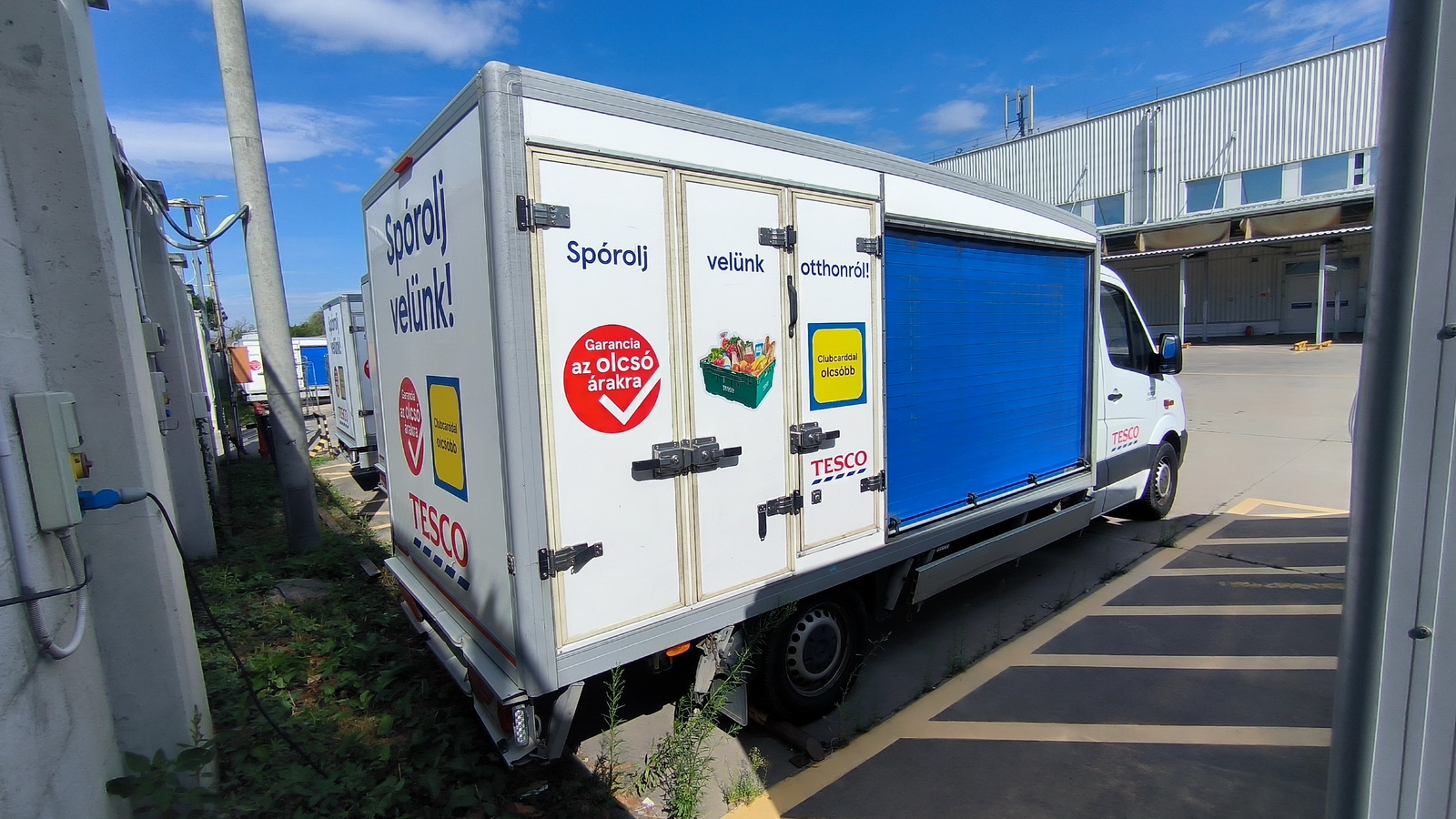 Hűtős kisteherautó 5