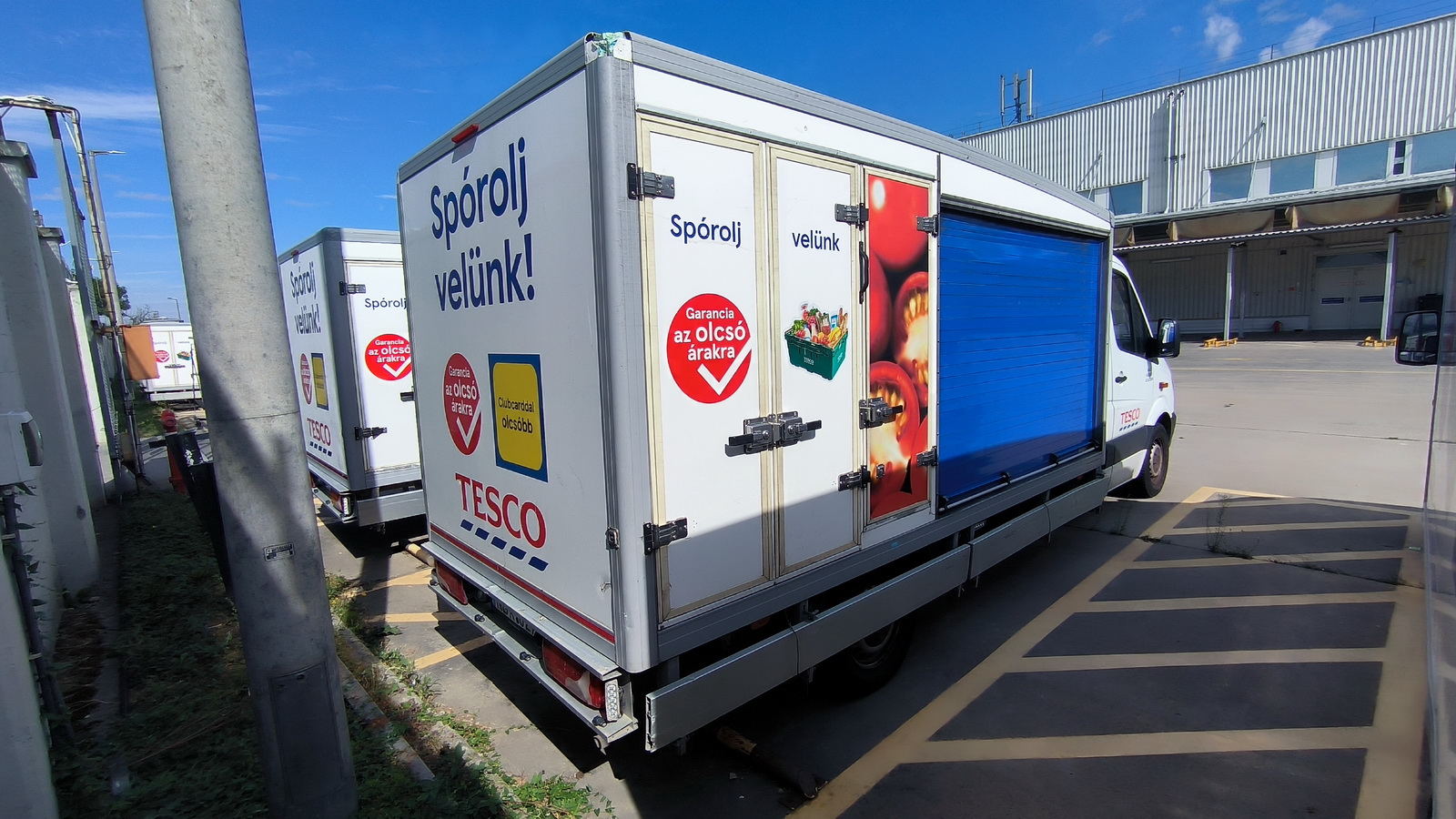 Hűtős kisteherautó 5