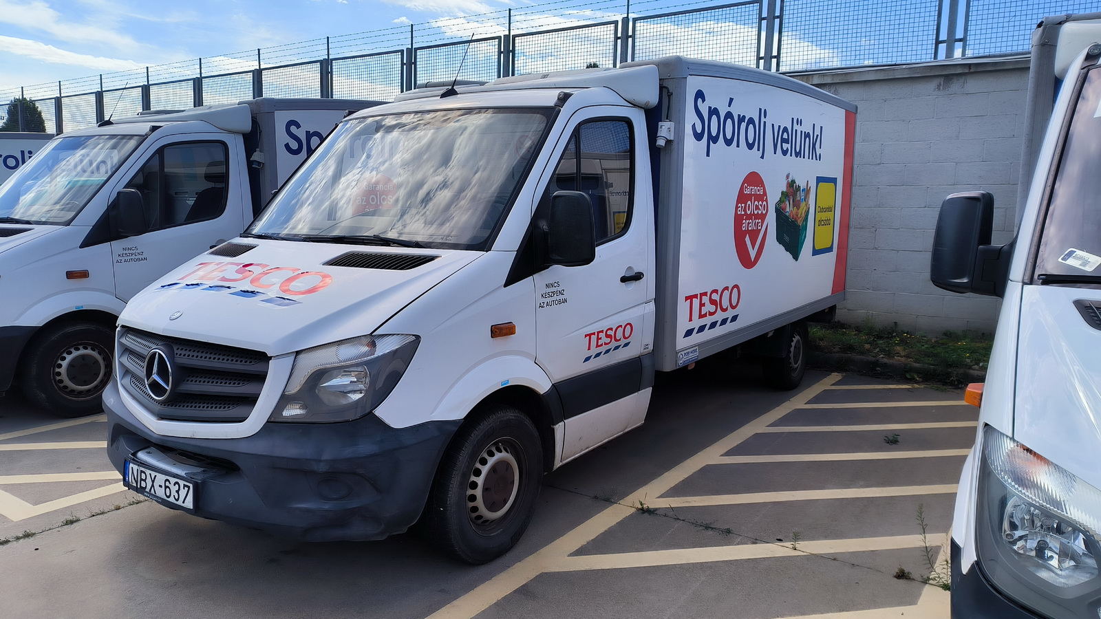 Hűtős kisteherautó 3