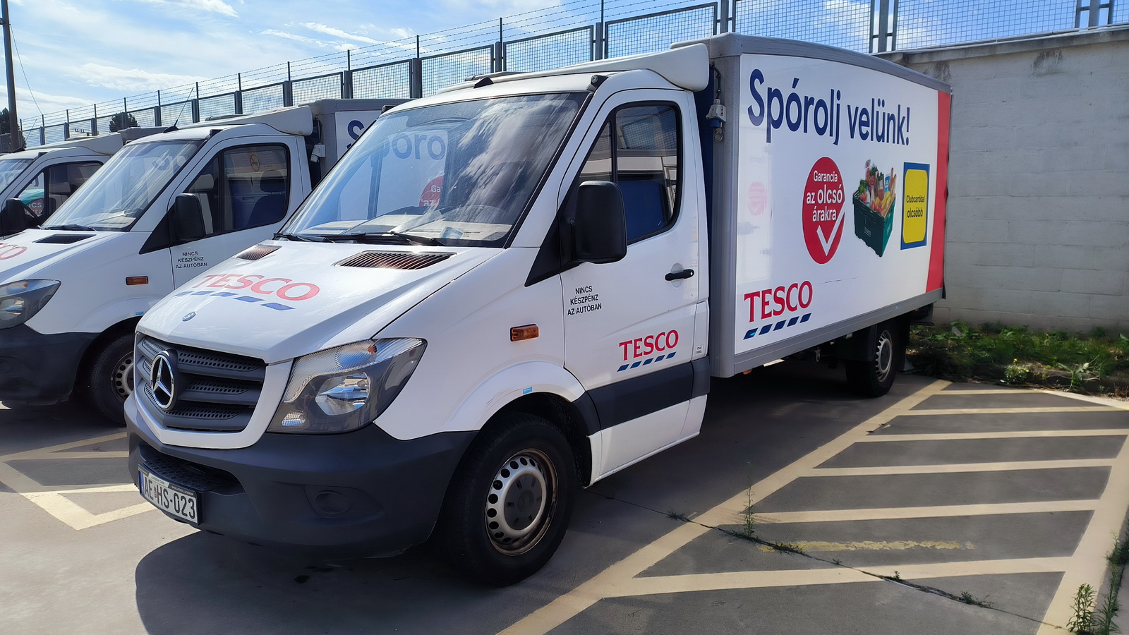 Hűtős kisteherautó 3