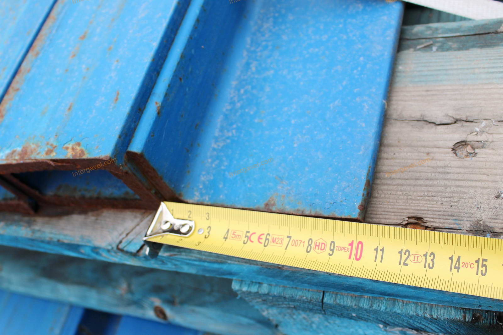 Bontott szögvas (targonca vezető) 4