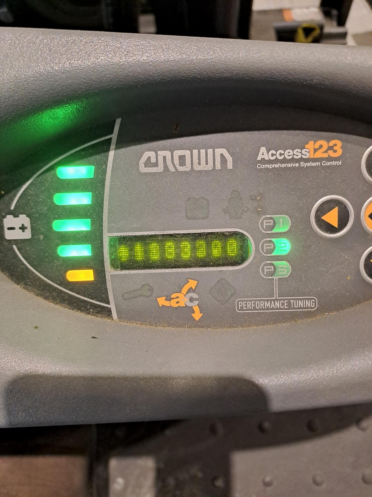 Homlokvillás targonca (elektromos) 3