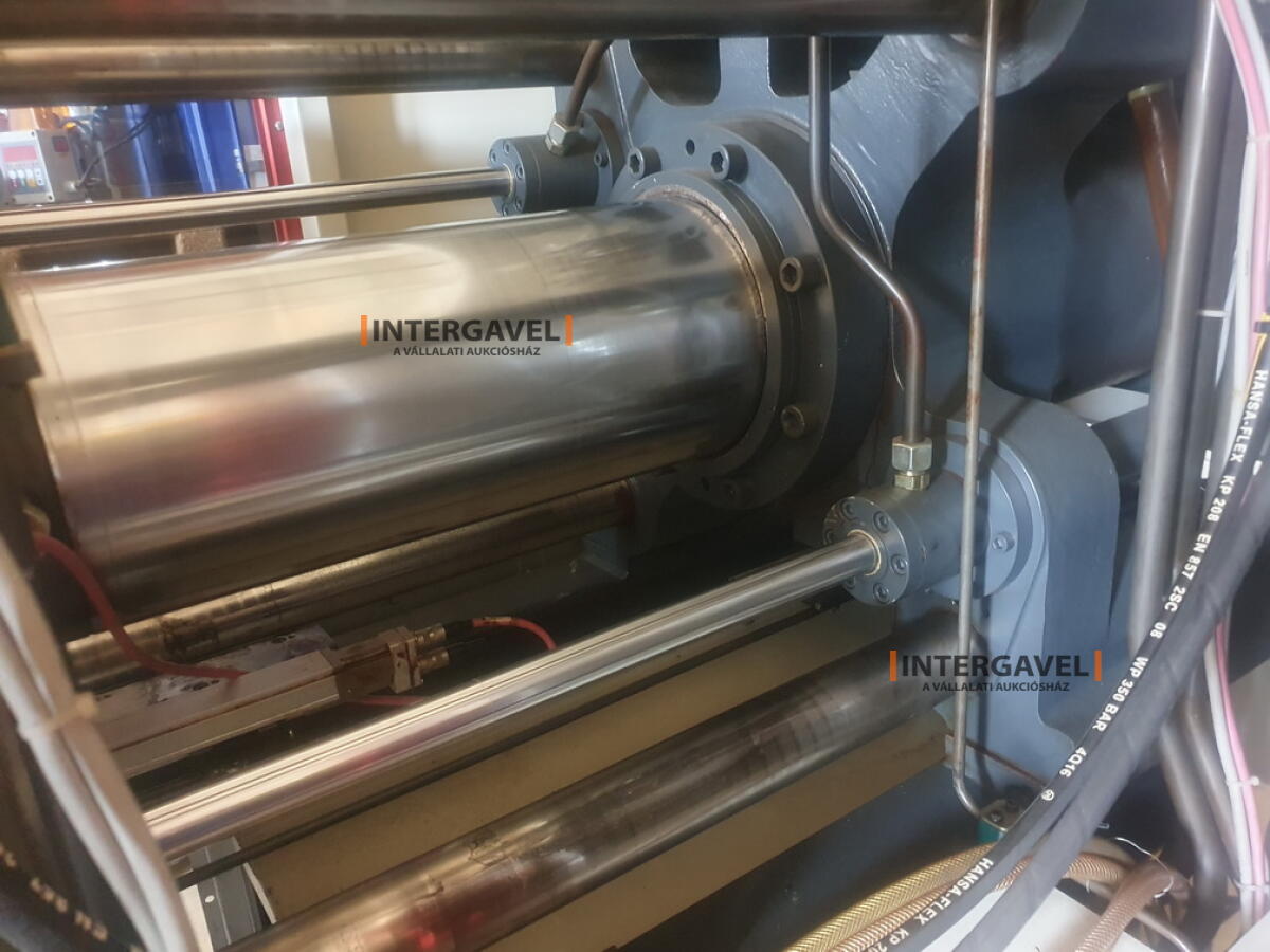 Ferromatik Milacron K-Tec 110 S (2000) fröccsöntő gép 11