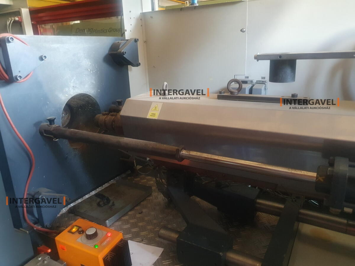 Ferromatik Milacron K-Tec 110 S (2000) fröccsöntő gép 12