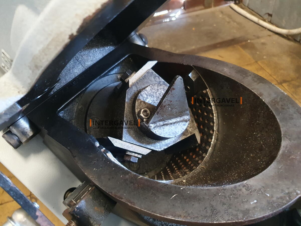 Dipre G130A7 (2007) műanyag daráló