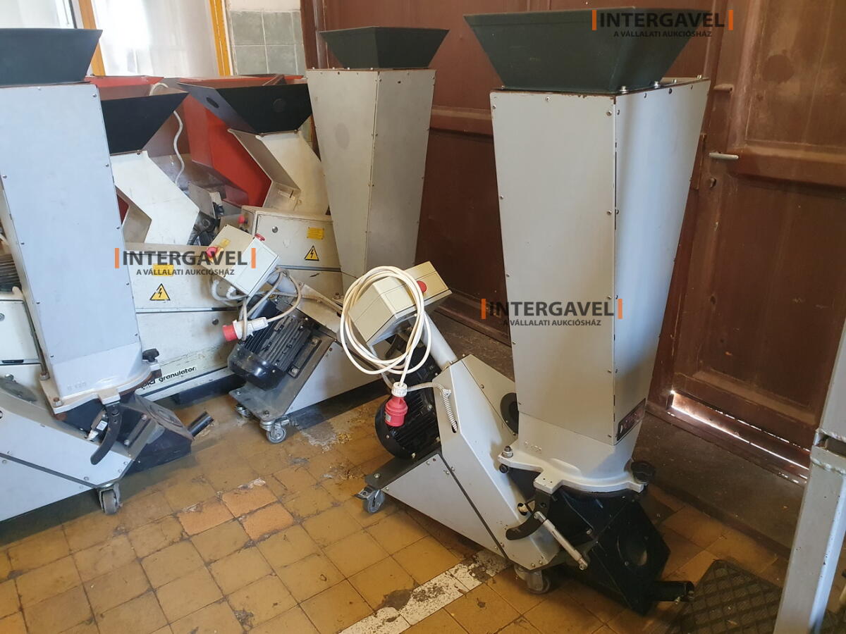 Dipre G130A7 (2007) műanyag daráló 3