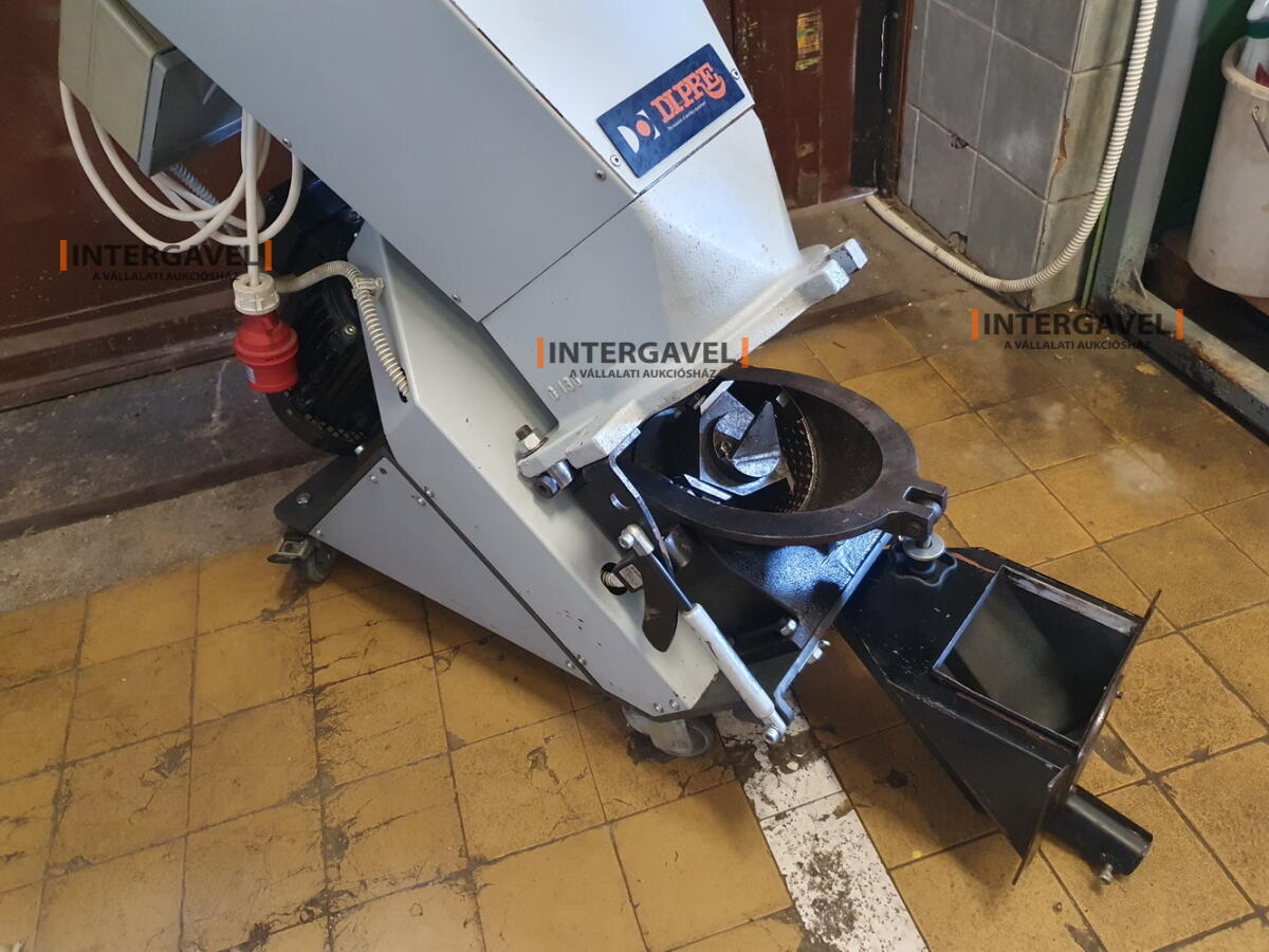 Dipre G130A7 (2007) műanyag daráló 5