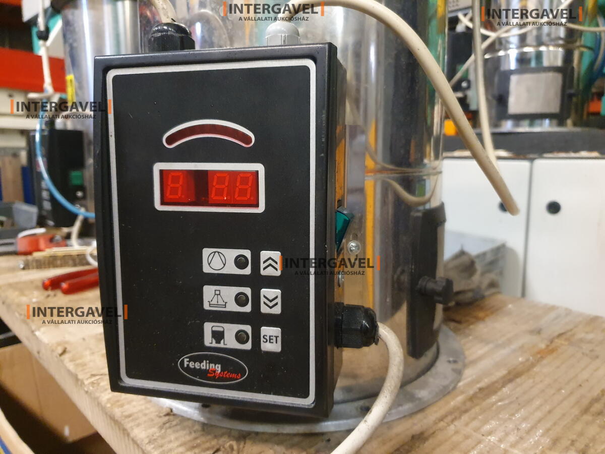 Plastic System VLM10 (2012) granulátum felszívó 2 anyaghoz 3