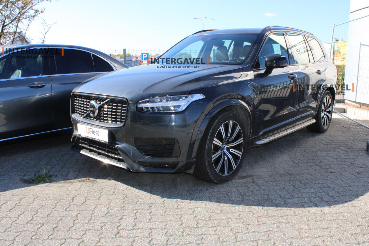 Volvo XC90 4