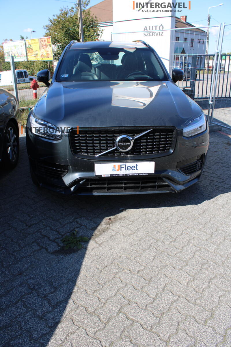 Volvo XC90 6