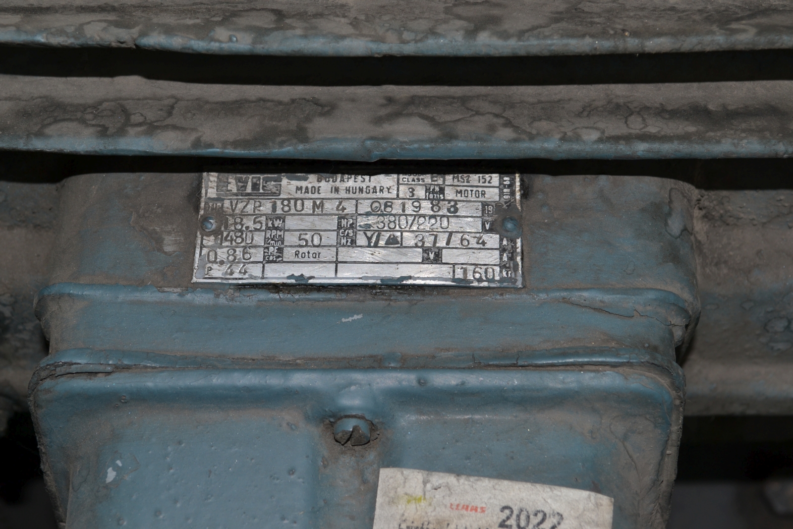 Négyoszlopos hidraulikus prés 14