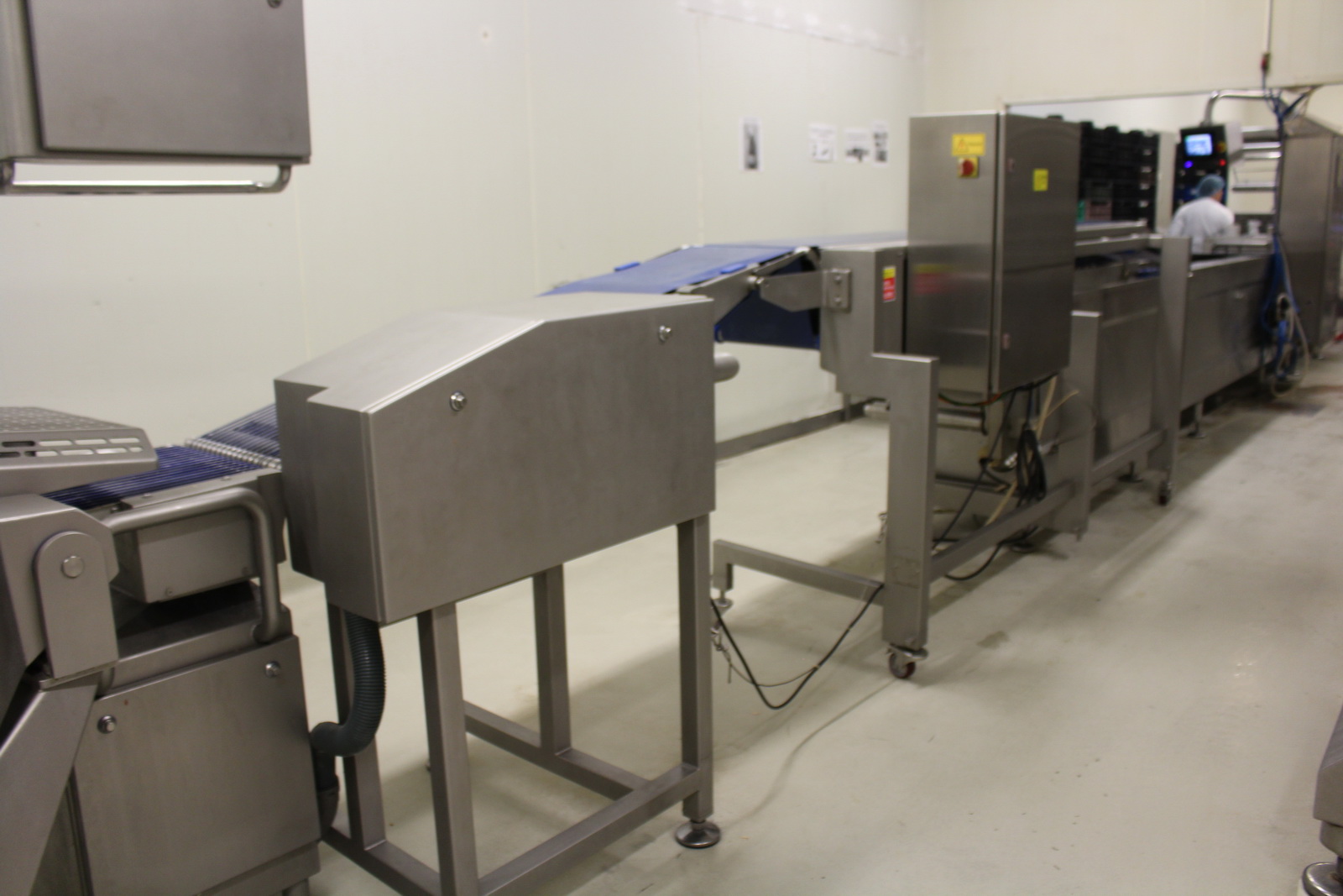 Szeletelőgép kihordó szalaggal 7