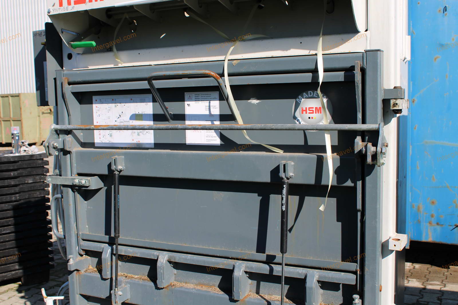 Bálázó - HSM HL 4010 Li, V-Press 820 plus 27