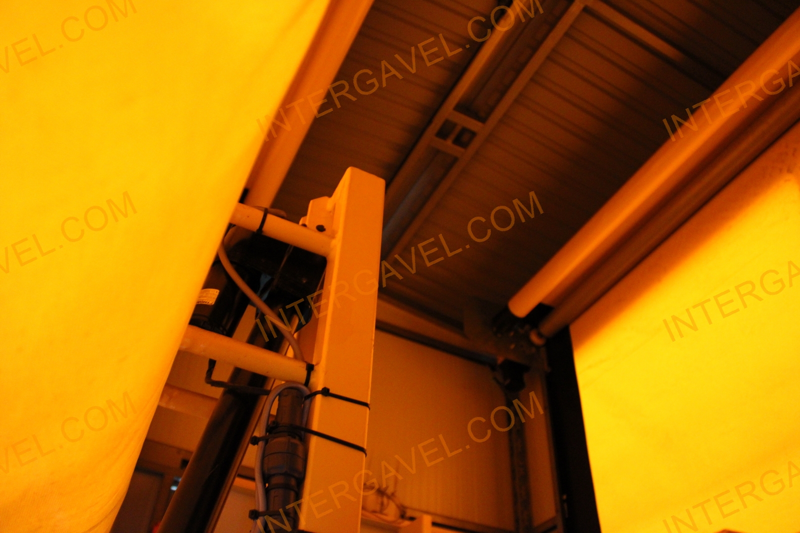 Önjáró milkrun (raklapszállító kocsi) 17