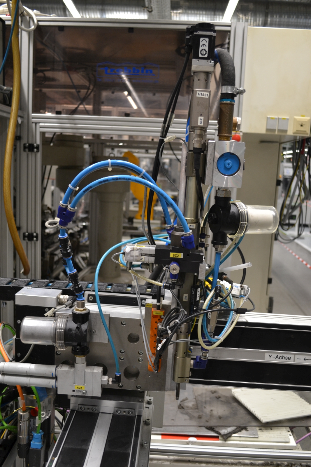 Összeszerelő gépsor 3