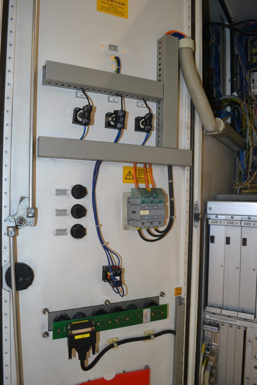 Összeszerelő gépsor 73