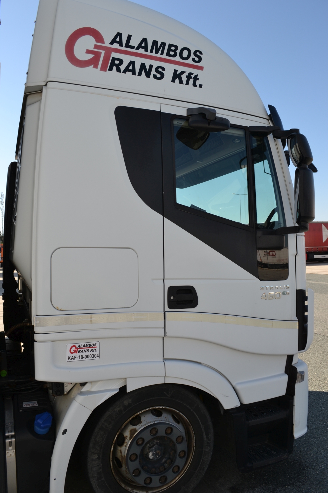 Nyergesvontató és pótkocsi 15