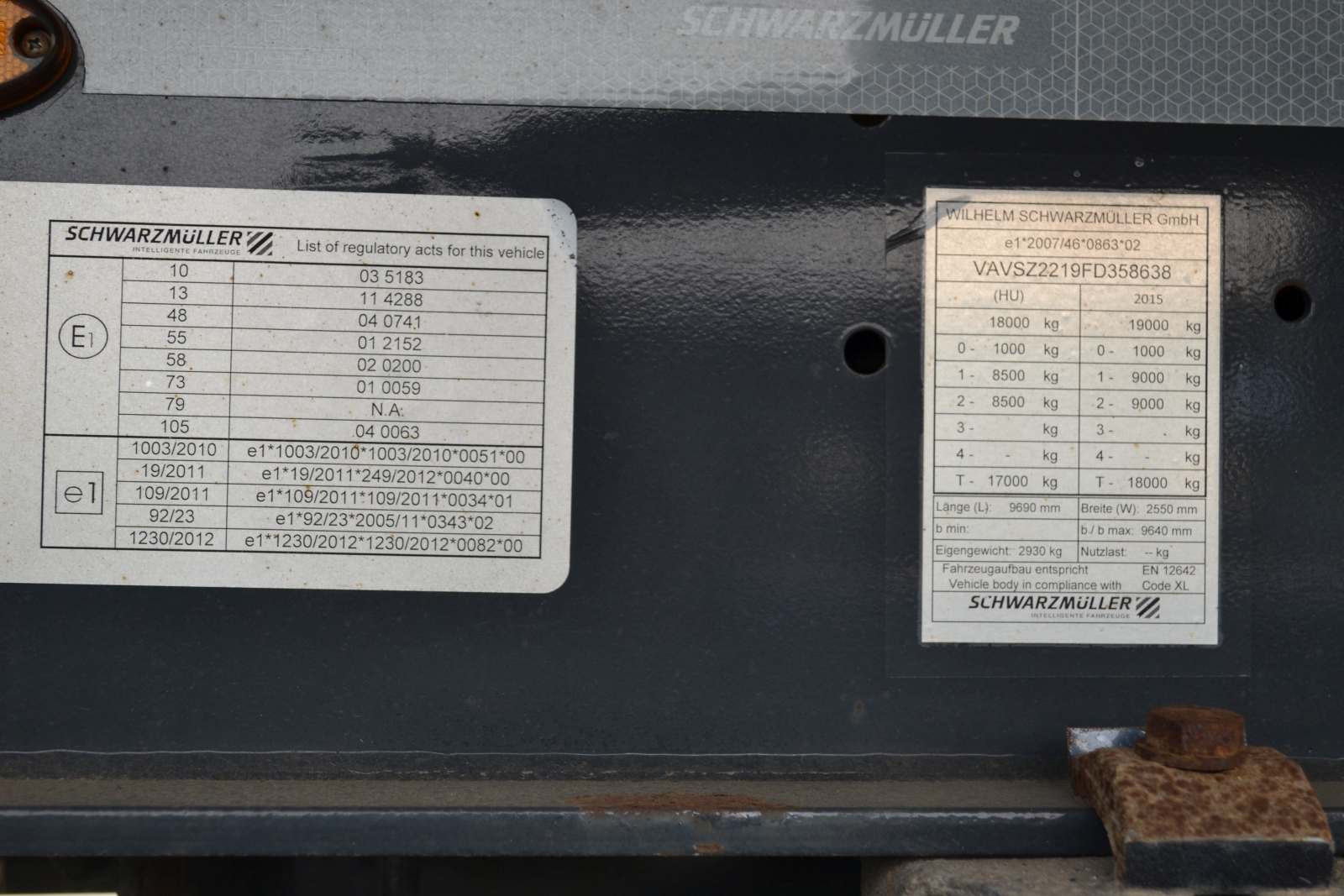 Nyergesvontató és pótkocsi 21