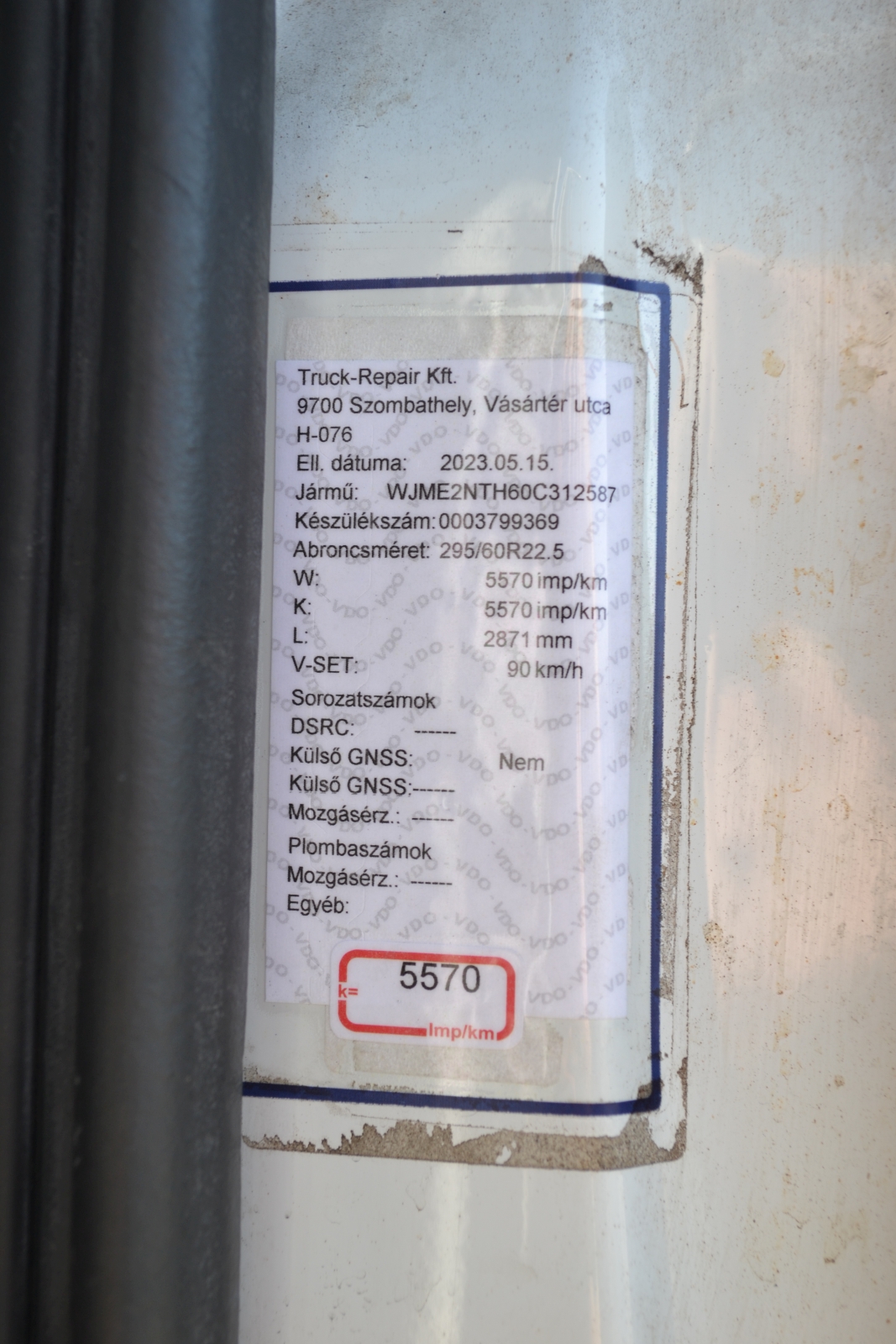 Nyergesvontató és pótkocsi 34