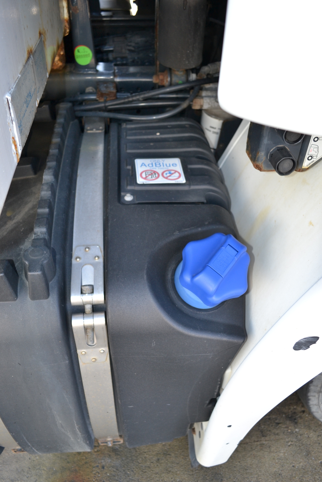 Nyergesvontató és pótkocsi 43