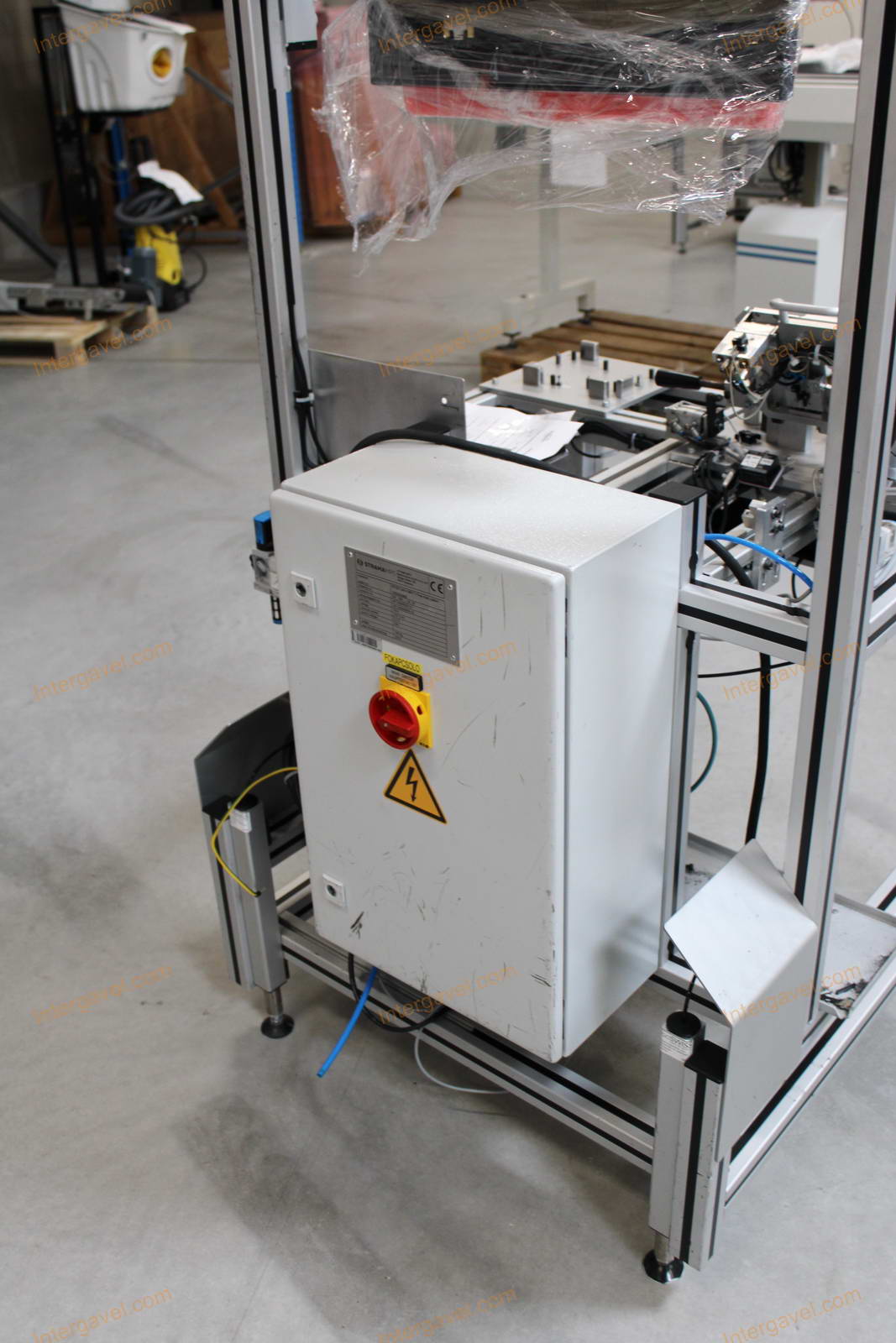 Bontott szerelő munkahely 13