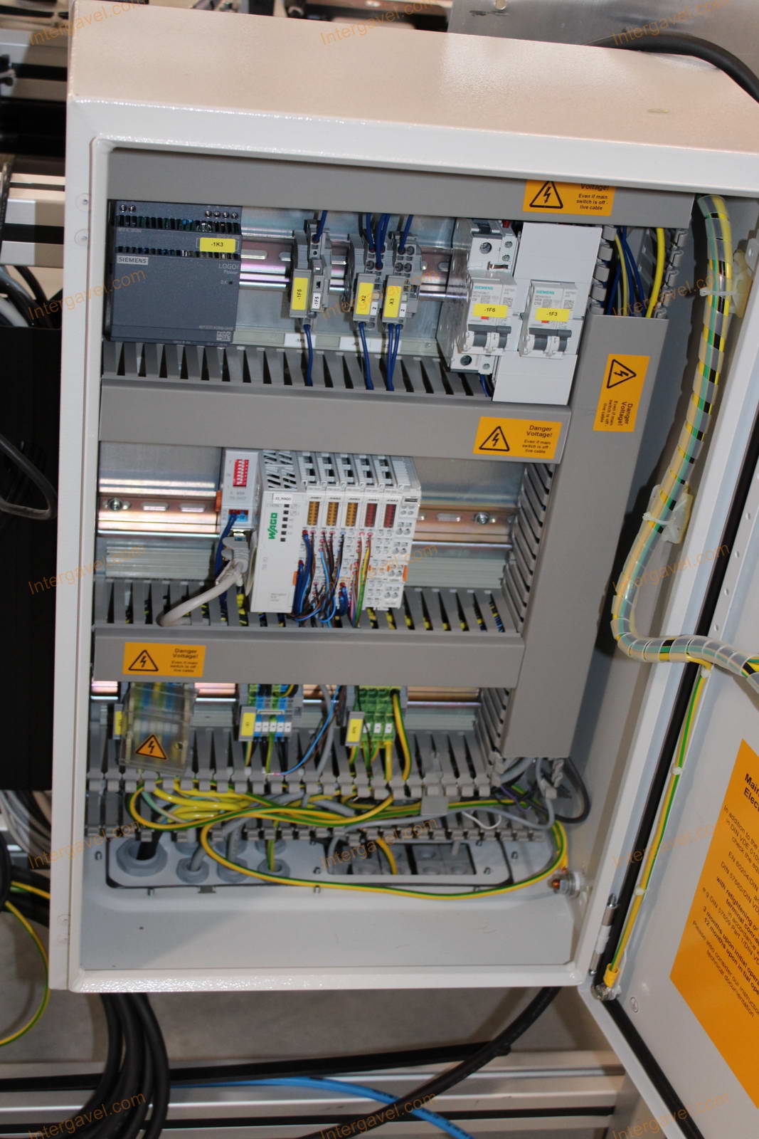 Bontott szerelő munkahely 18