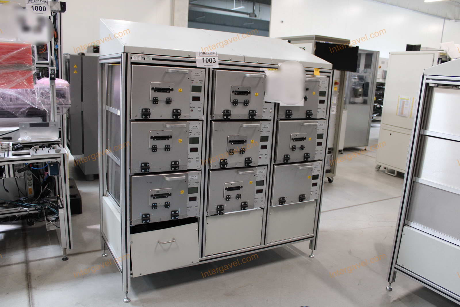 Bontott teszt szekrény 1