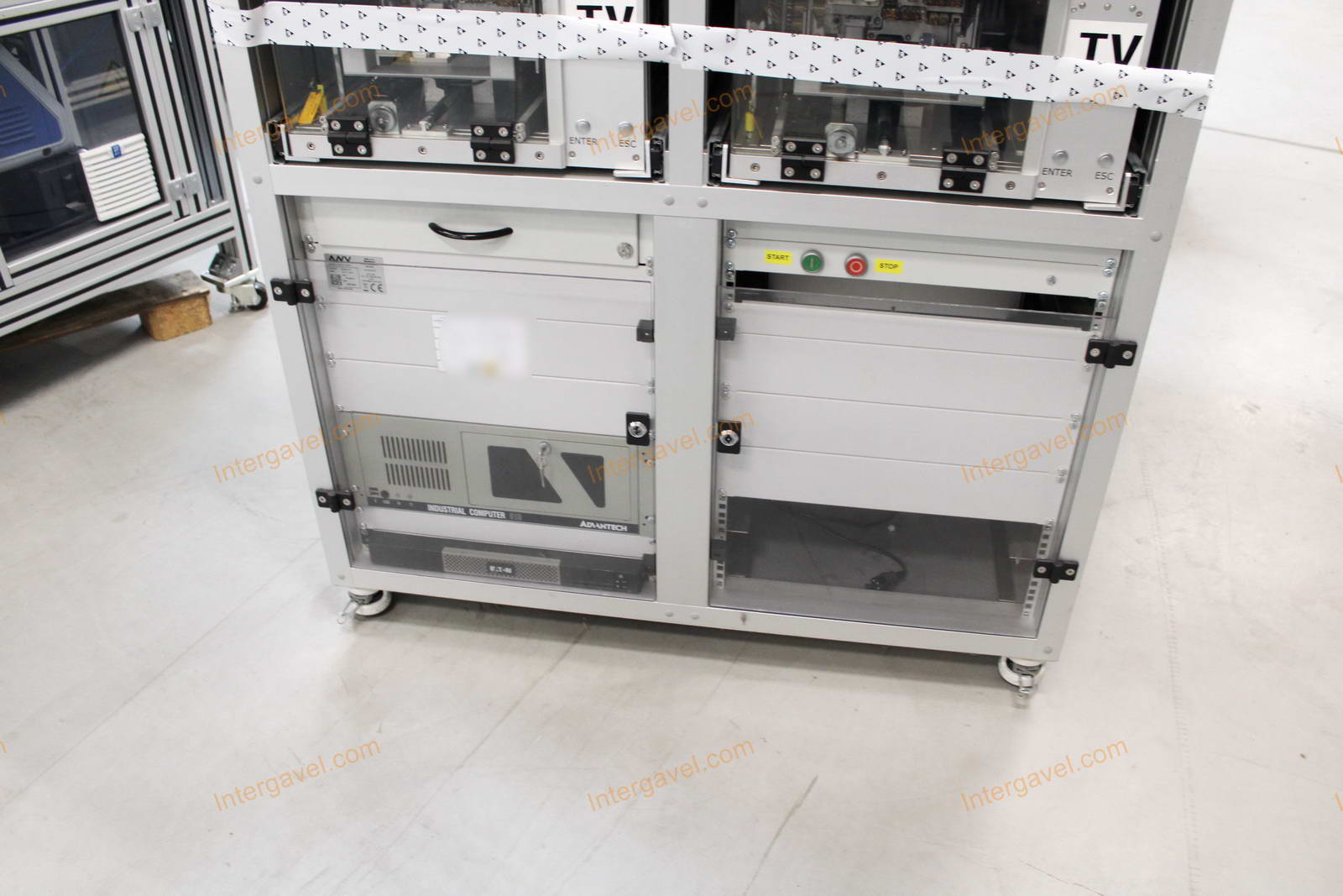 Bontott teszt szekrény 3