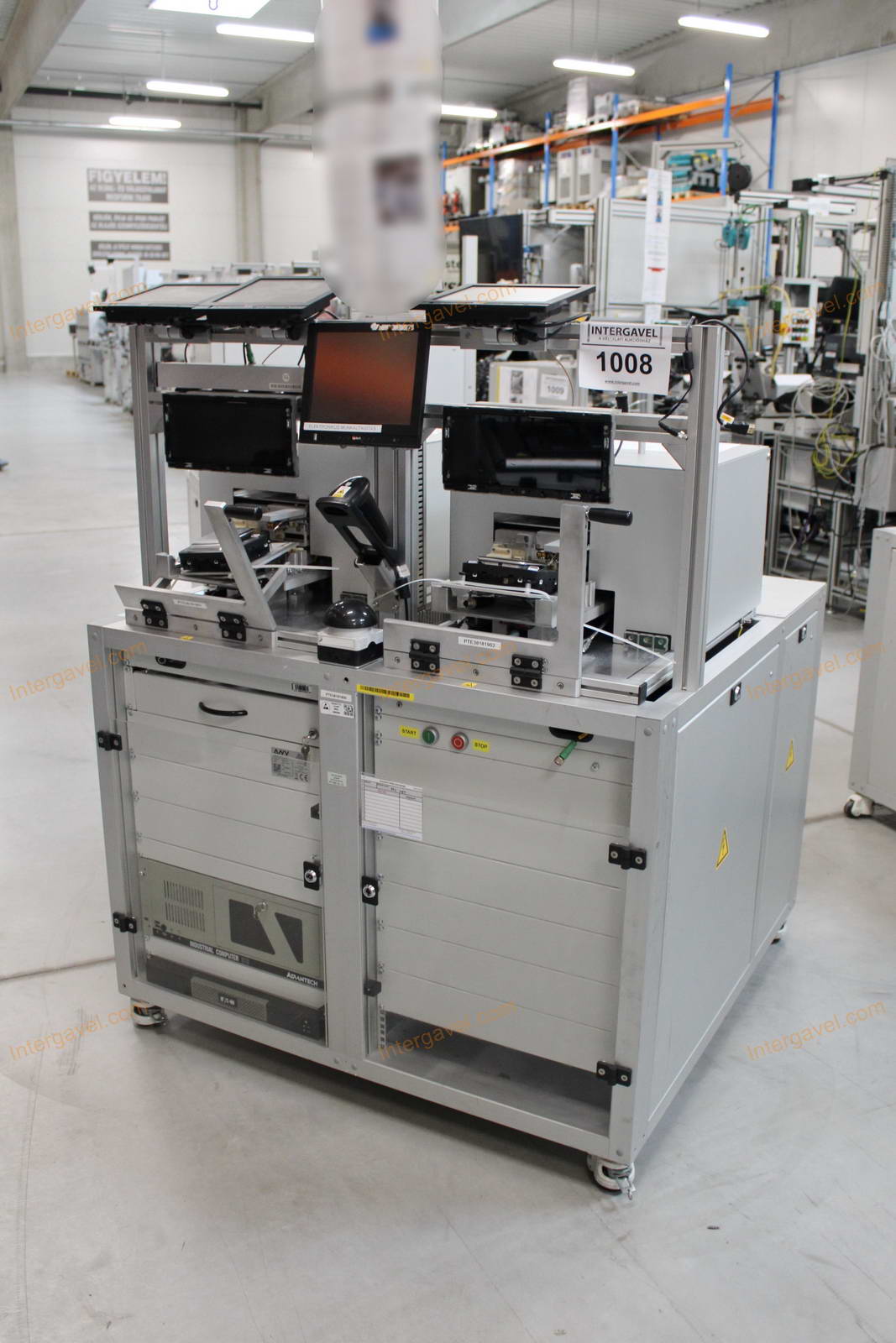 Bontott teszt munkahely 1