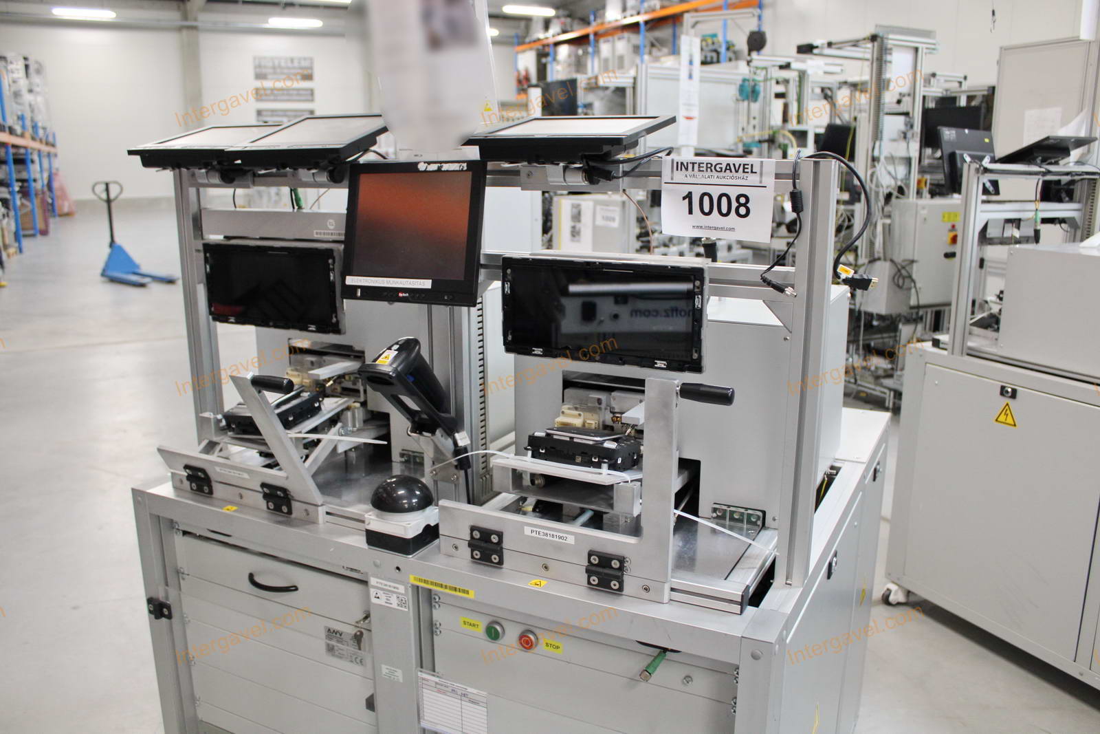 Bontott teszt munkahely 2