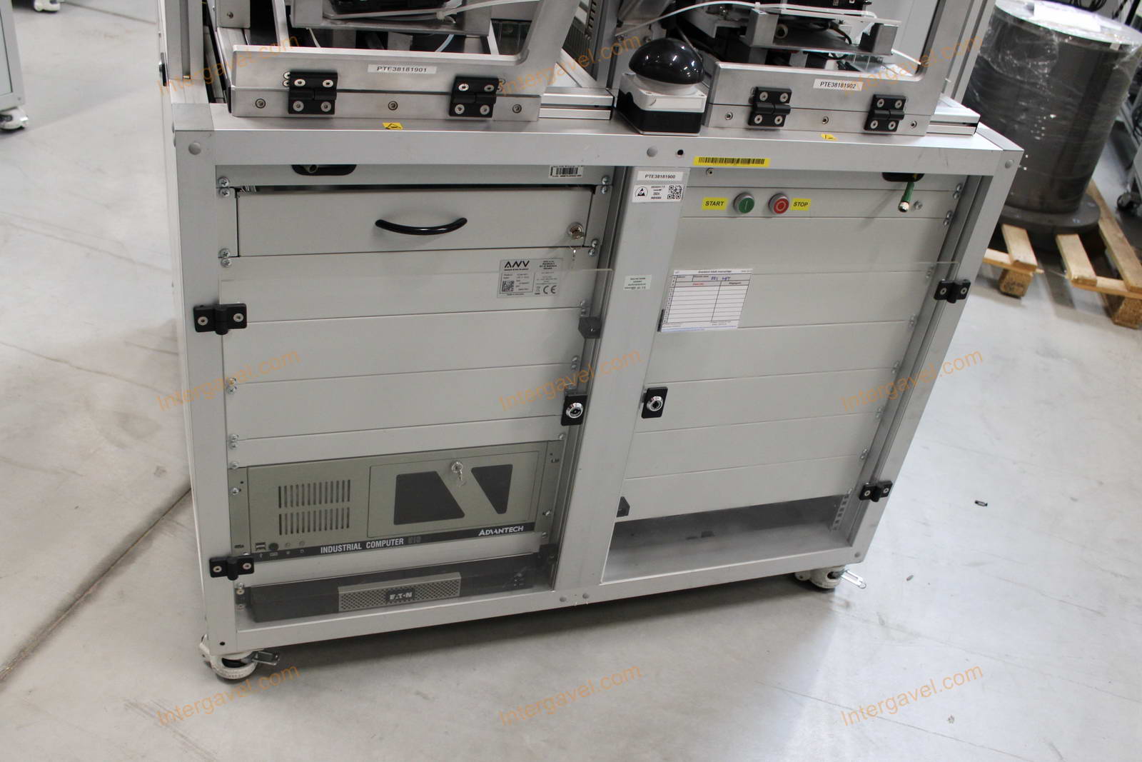 Bontott teszt munkahely 6