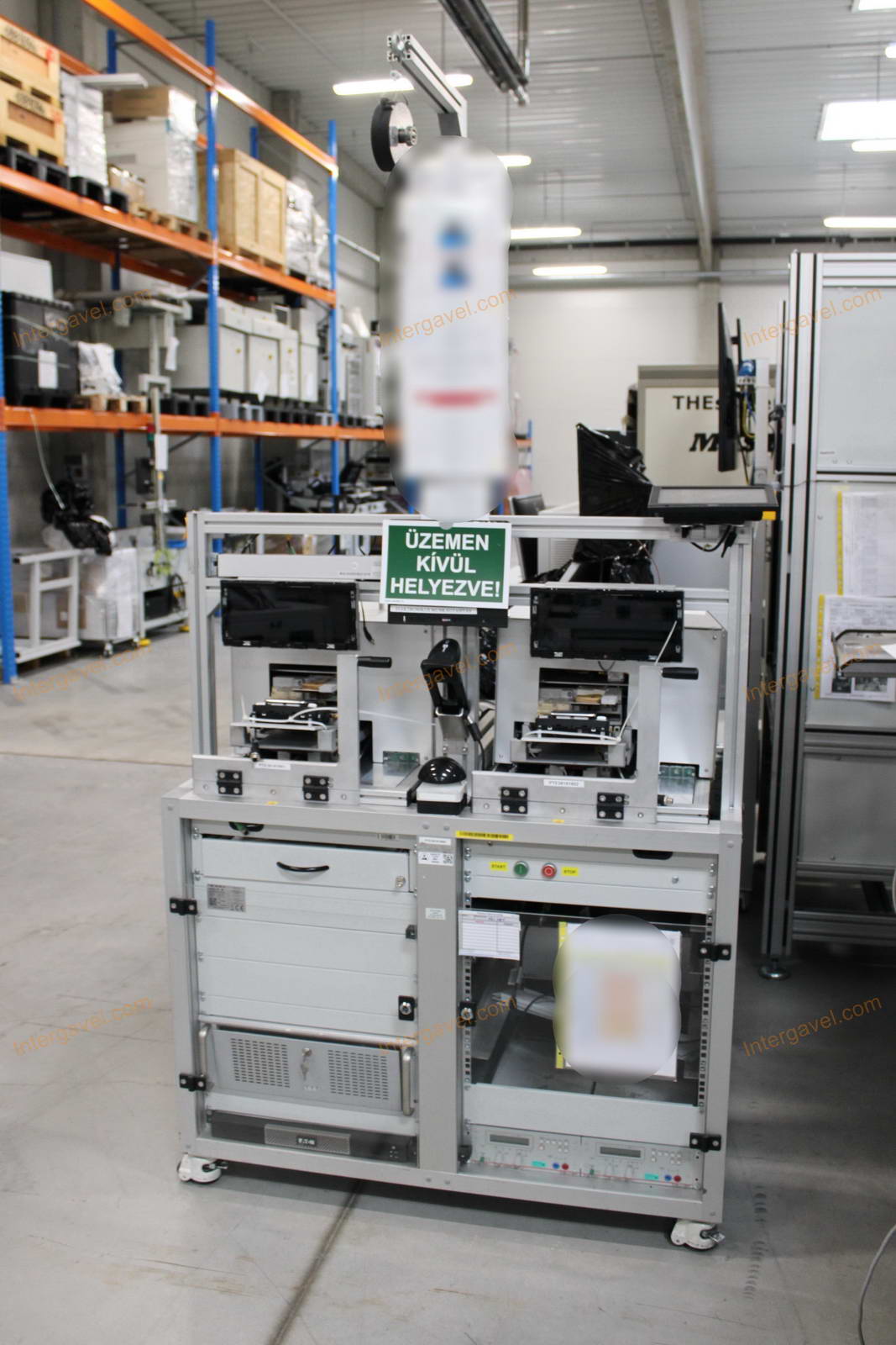 Bontott teszt munkahely 1