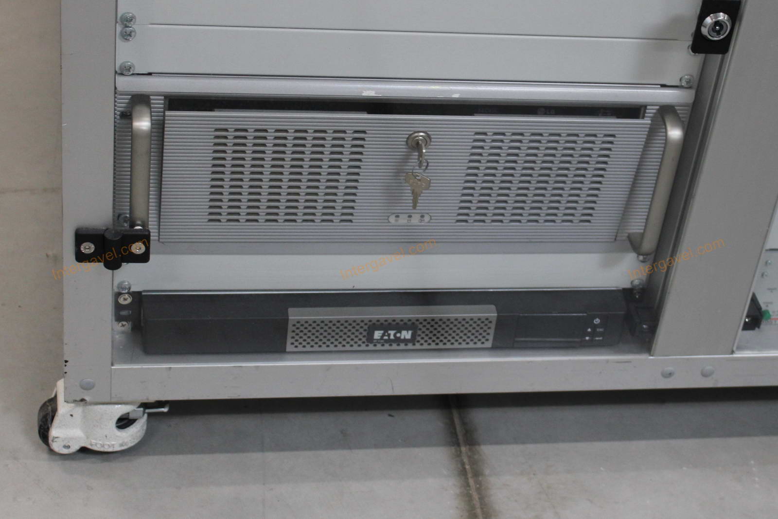 Bontott teszt munkahely 2