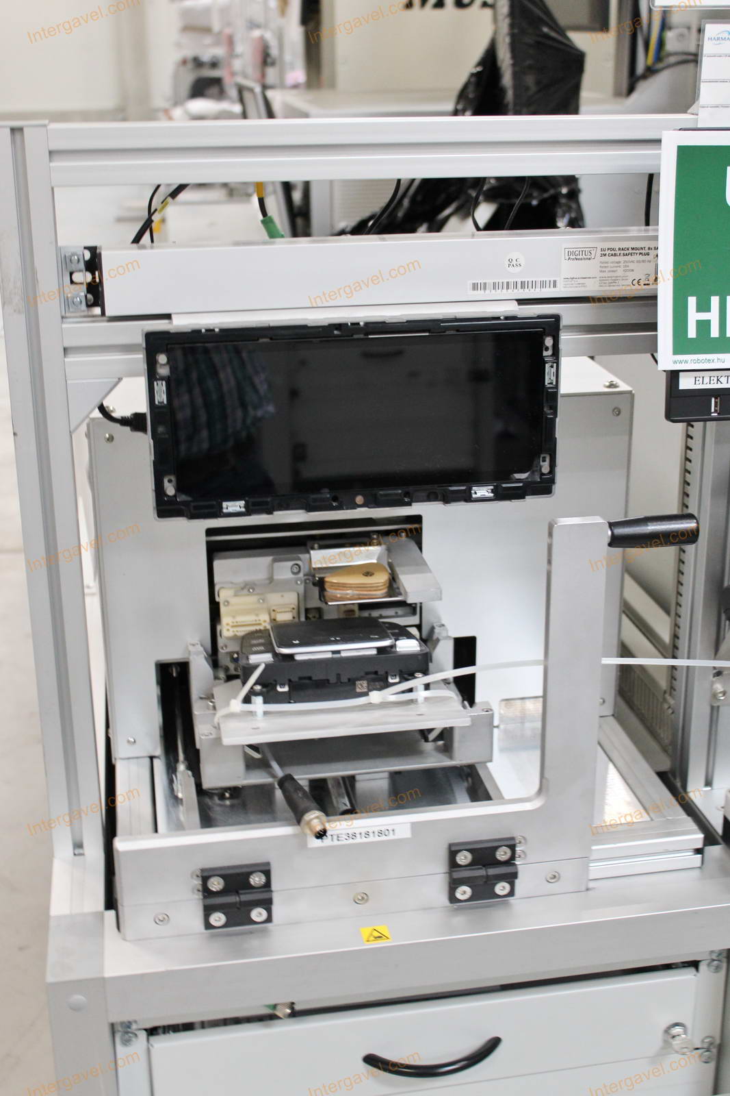 Bontott teszt munkahely 6