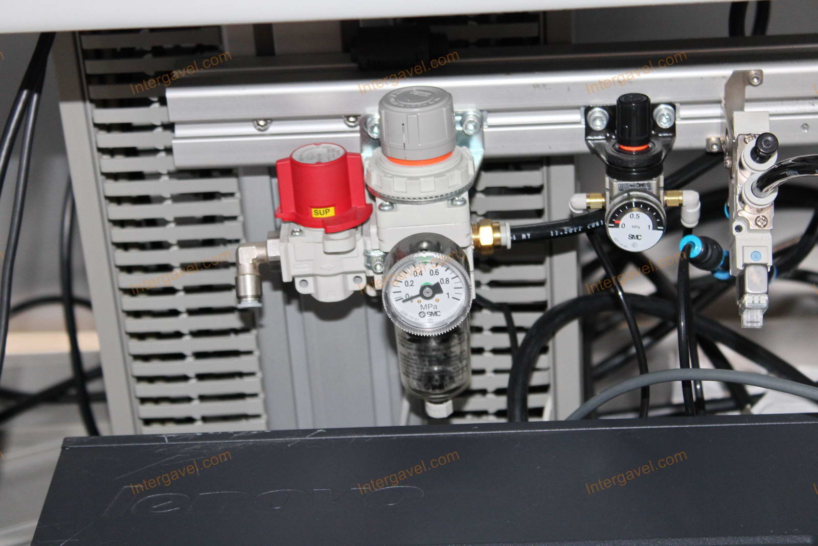 Bontott szerelő célgép 14