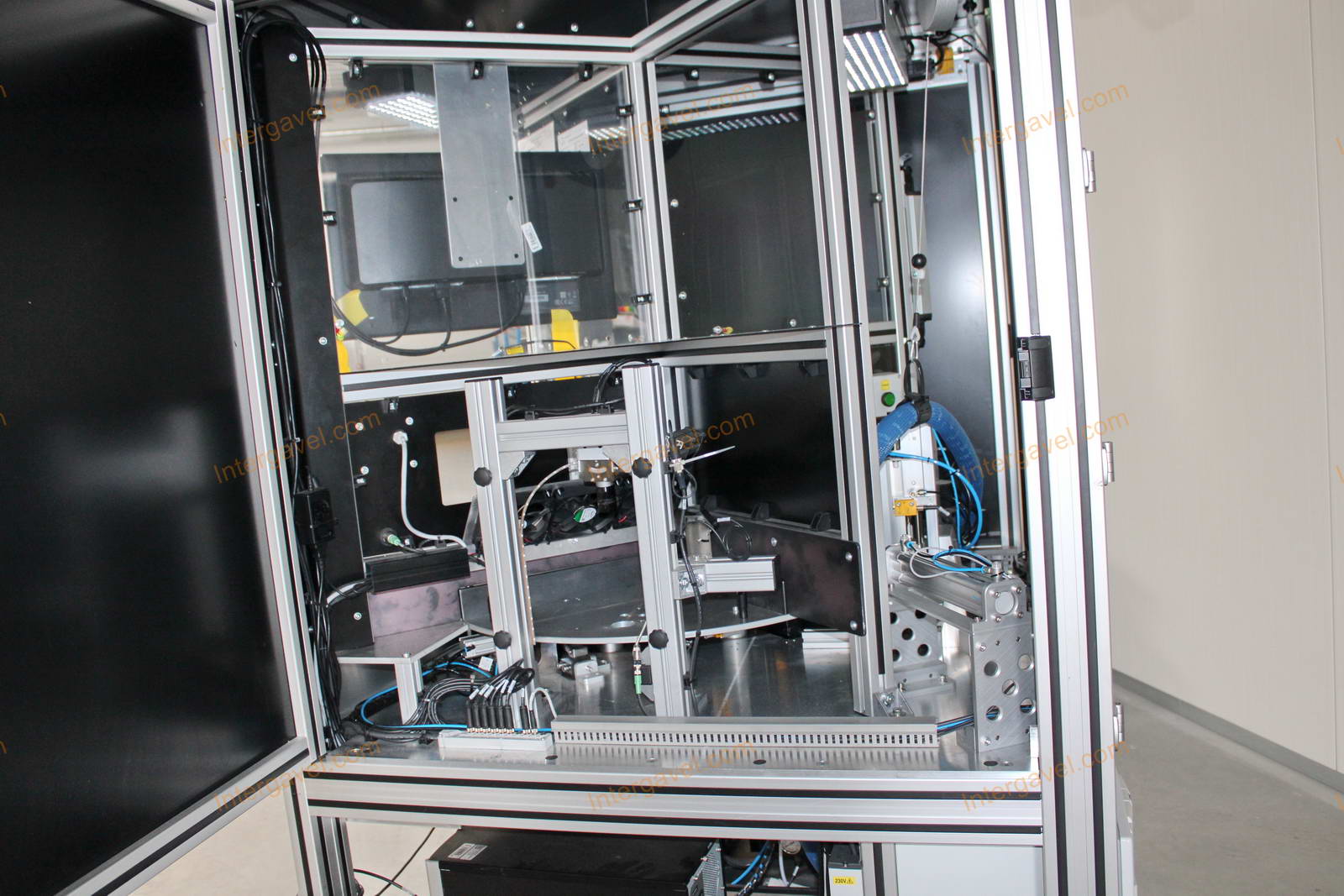 Bontott szerelő célgép 9