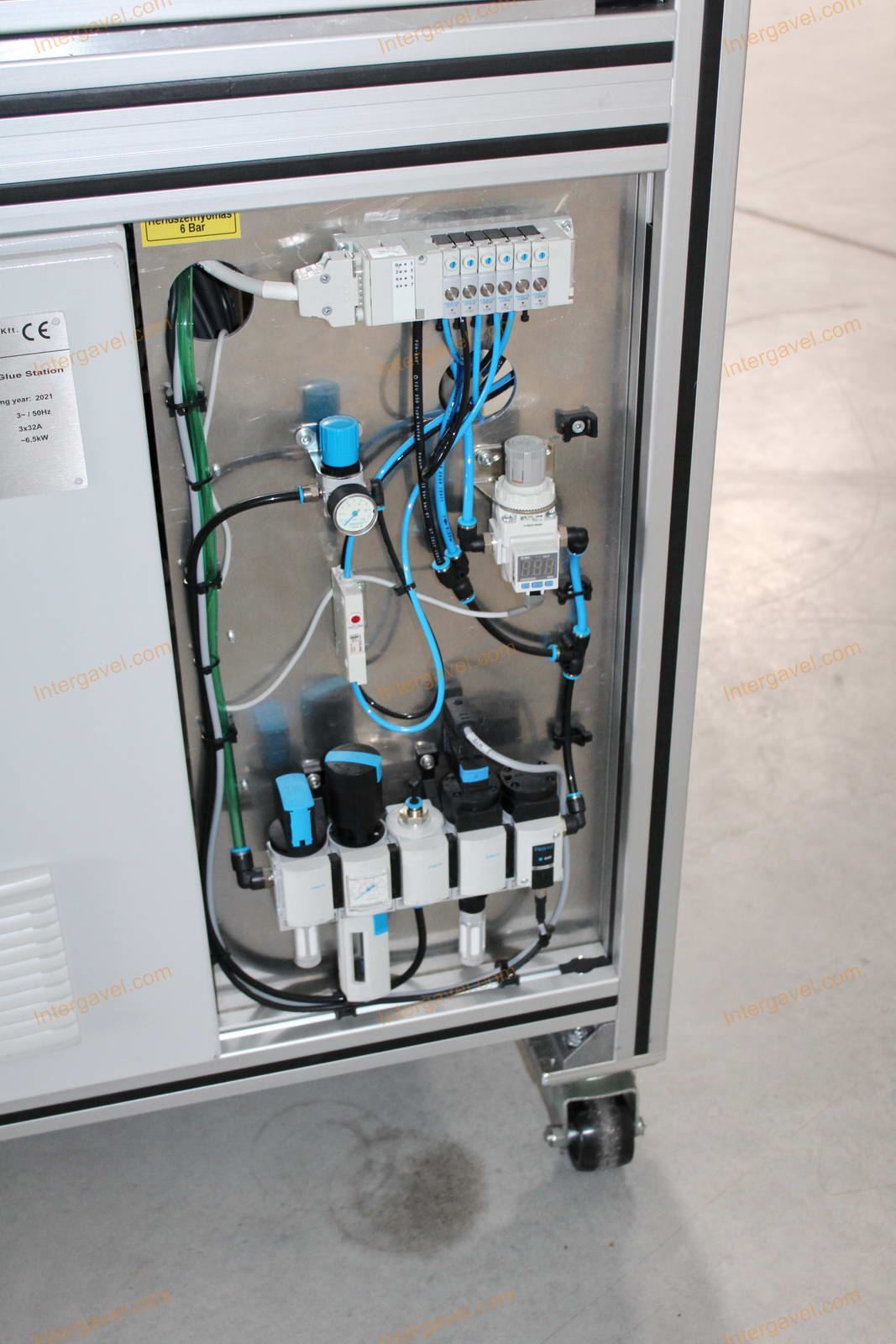 Bontott szerelő célgép 24