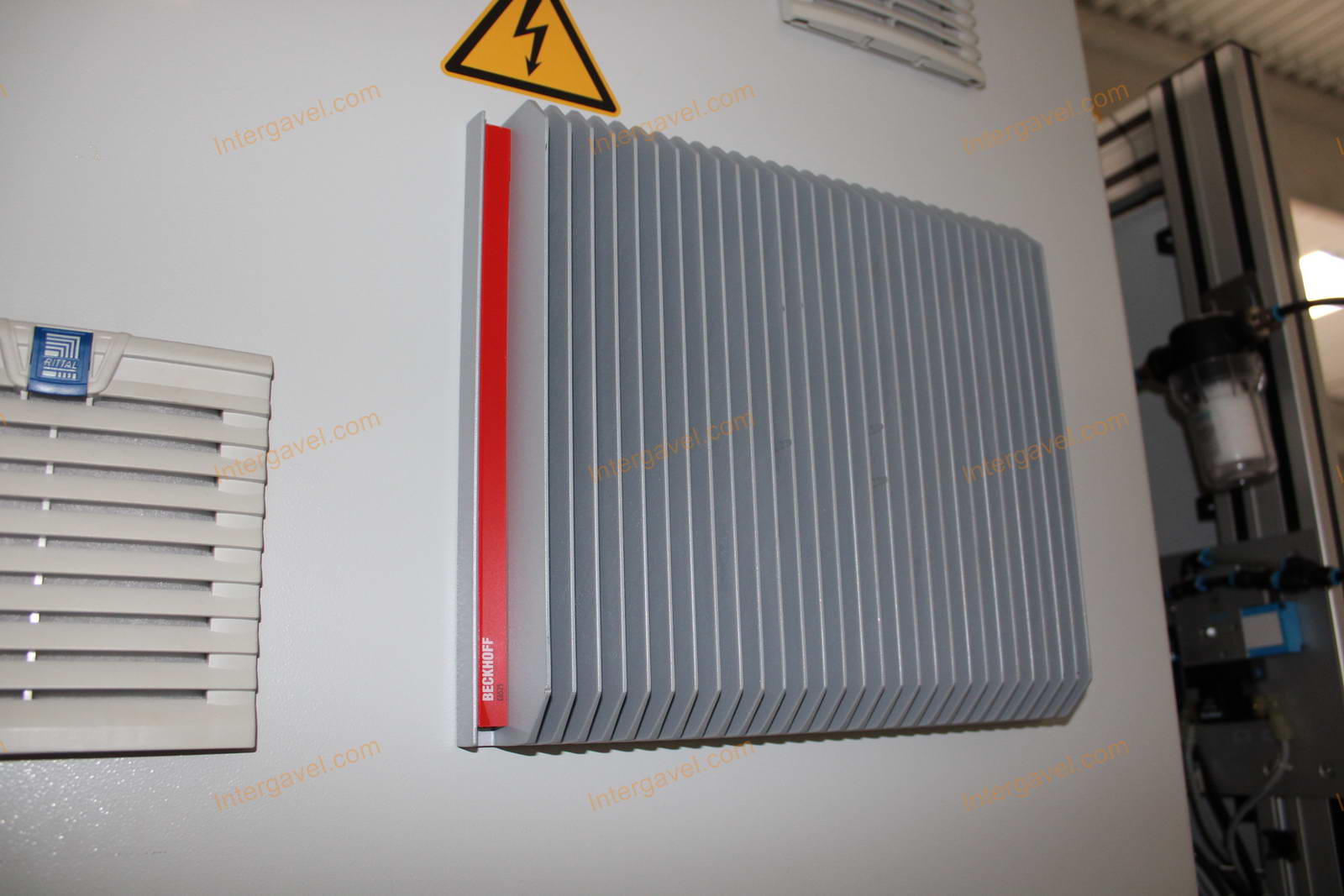 Bontott szerelő célgép 21