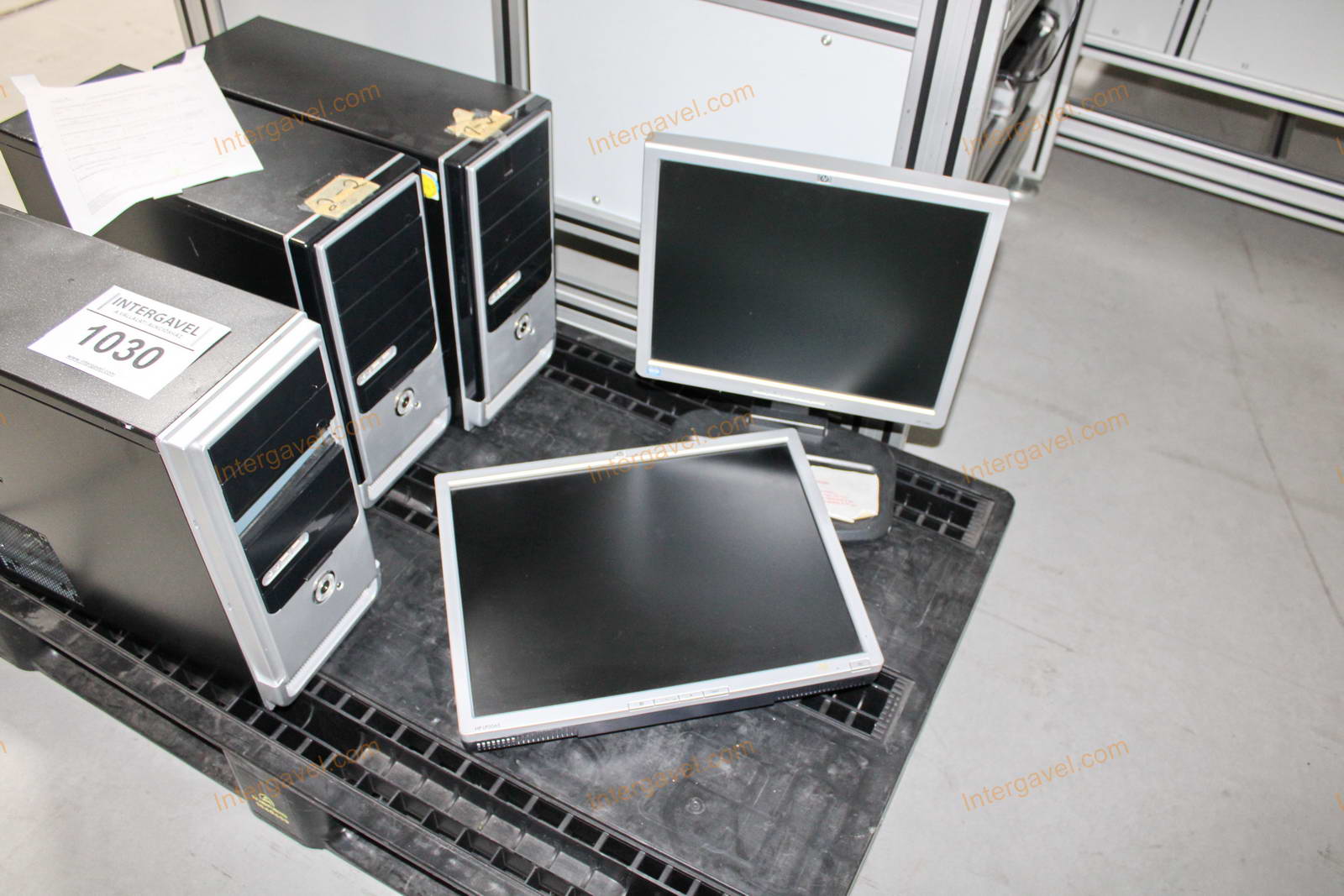 Számítógépek és monitorok 4