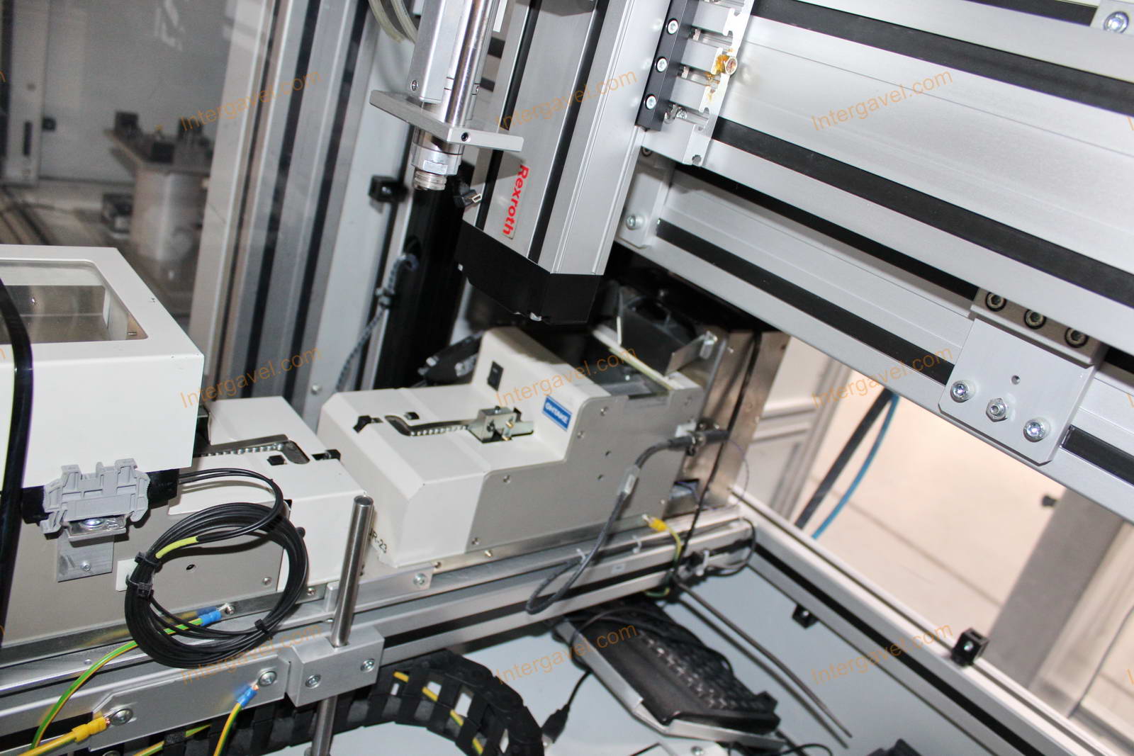 Bontott szerelő célgép 14