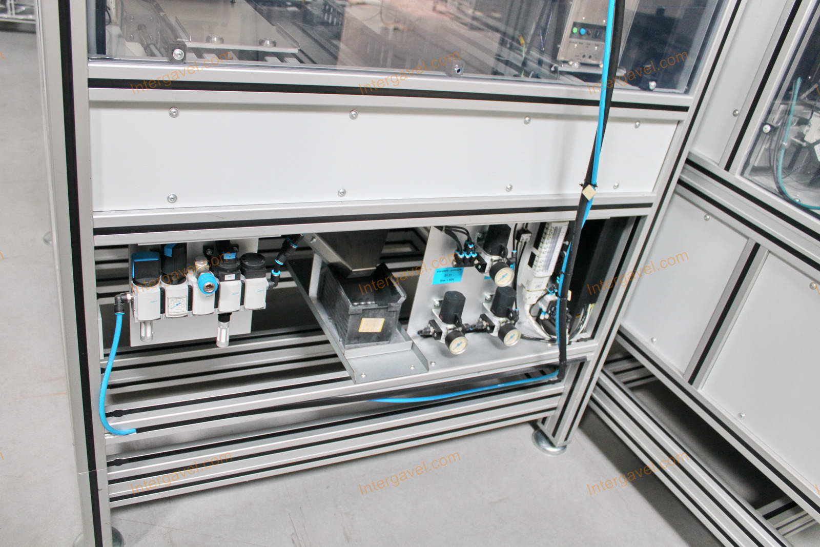 Bontott szerelő célgép 19