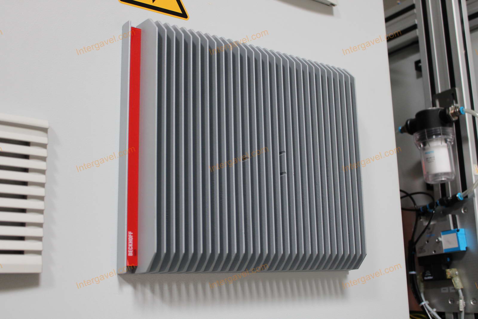 Bontott szerelő célgép 21