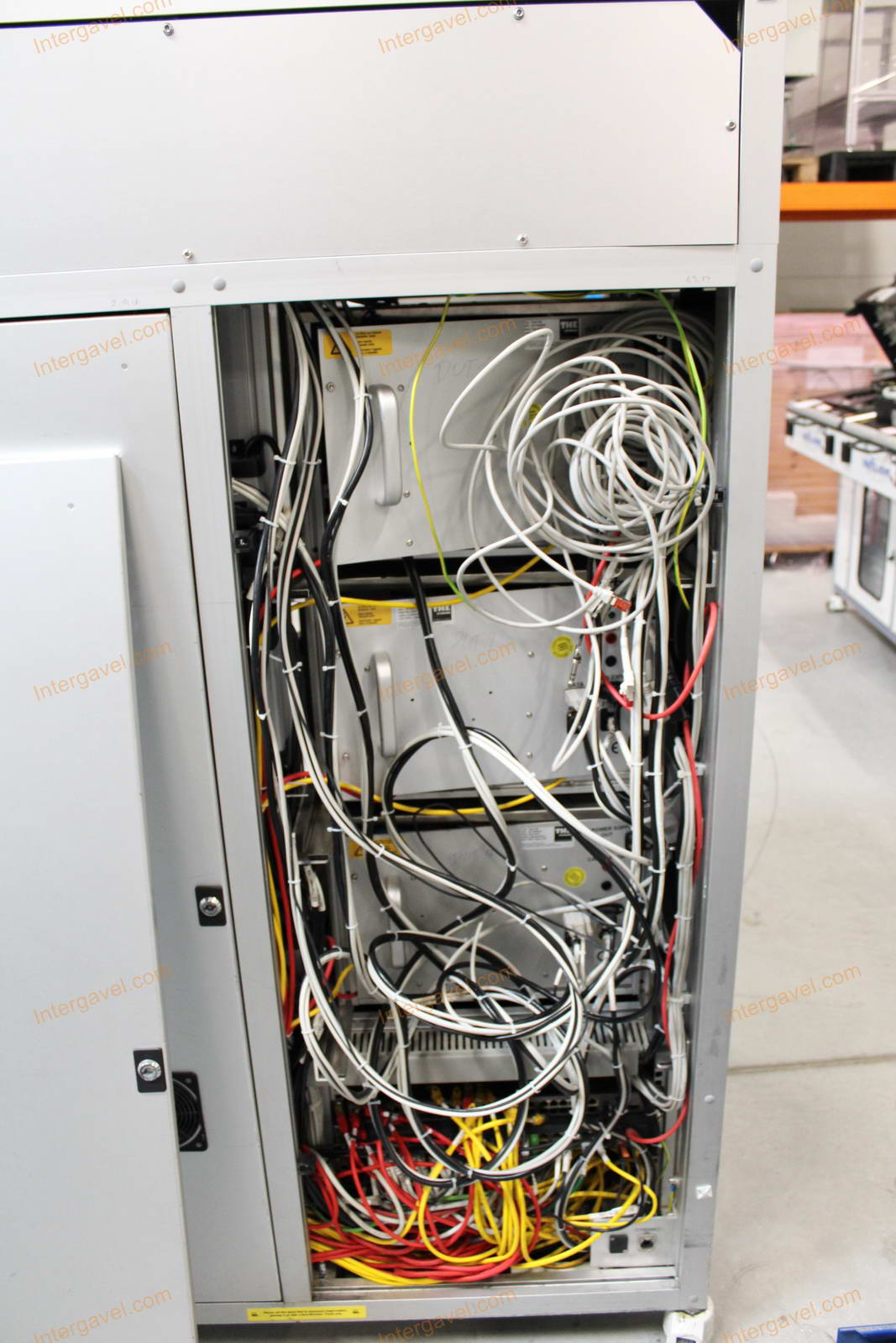 Bontott teszt szekrény 10