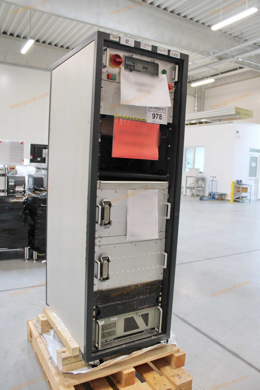 Bontott teszt szekrény 1