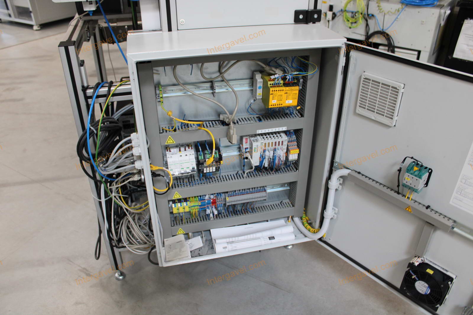 Bontott teszt munkahely 10