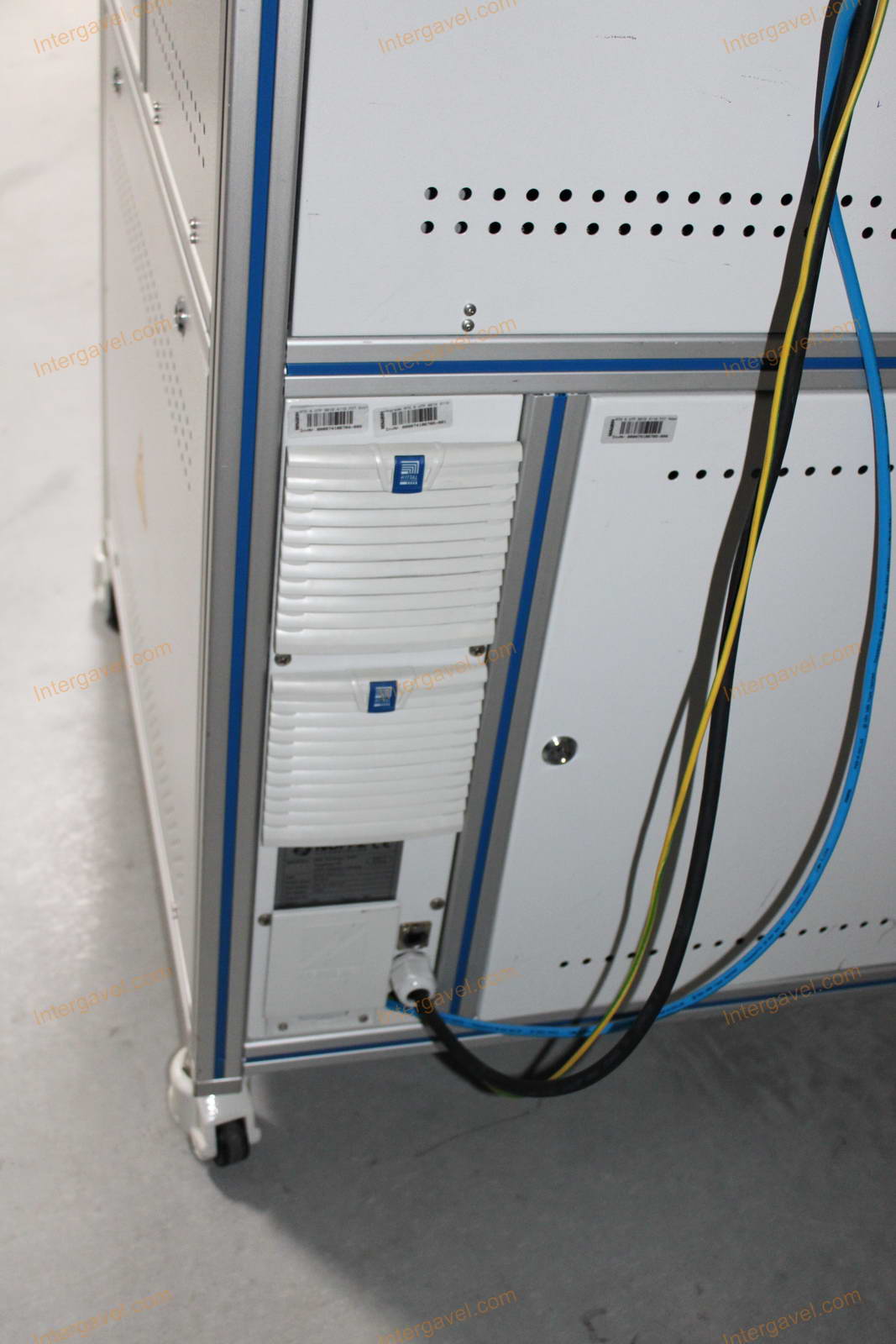 Bontott teszt szekrény 14