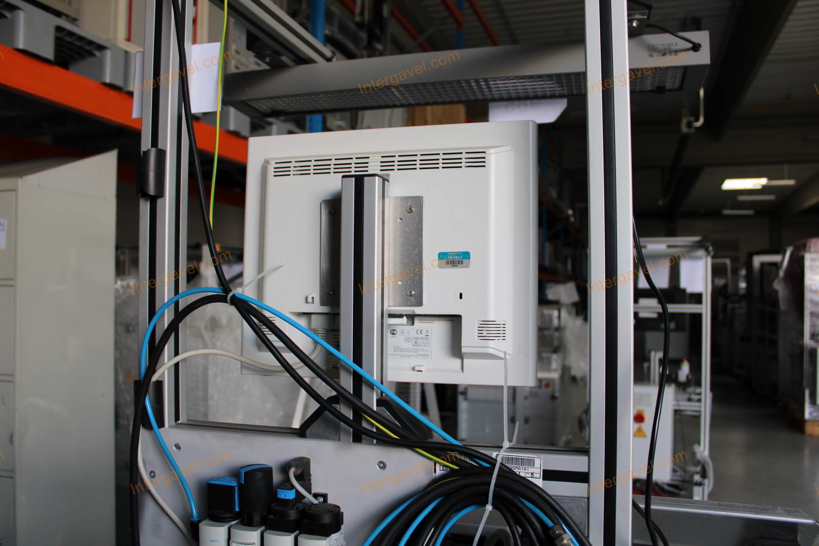 Bontott szerelő munkahely 5