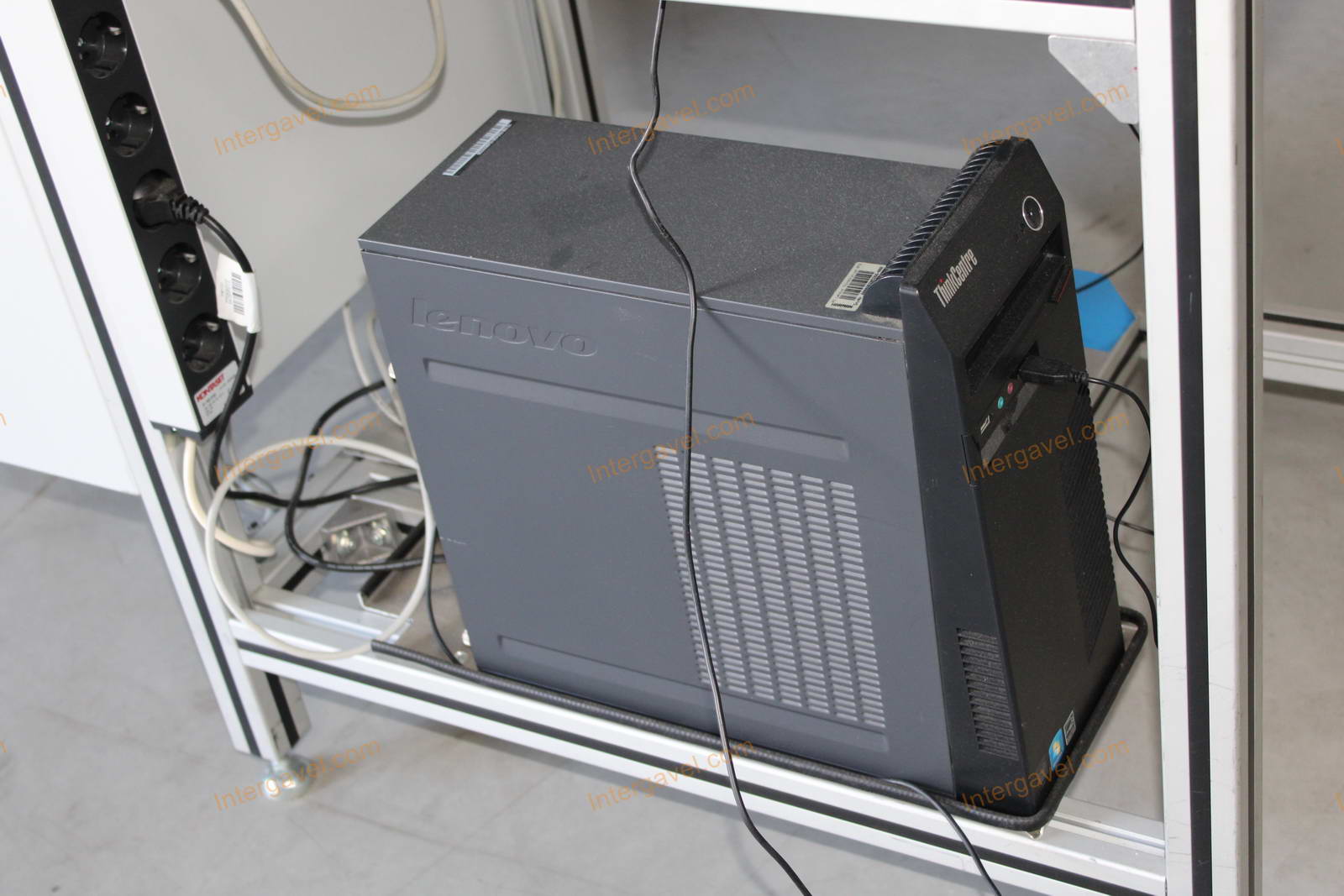 Bontott szerelő munkahely 9