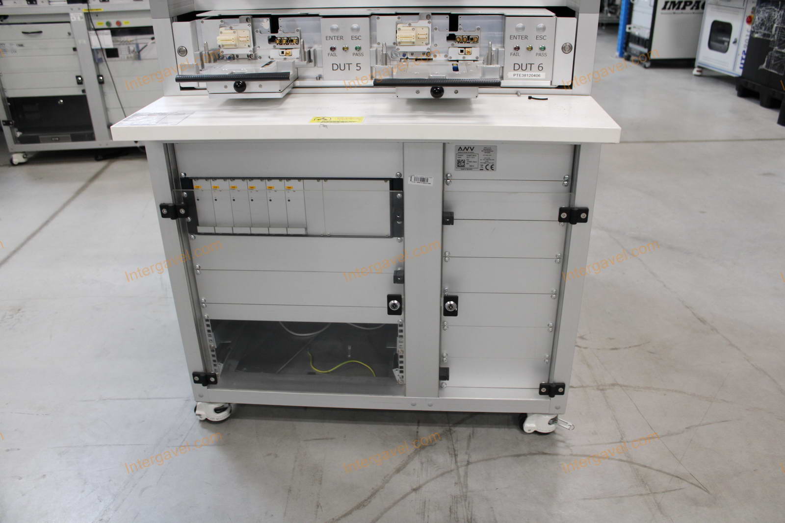 Bontott teszt munkahely 3